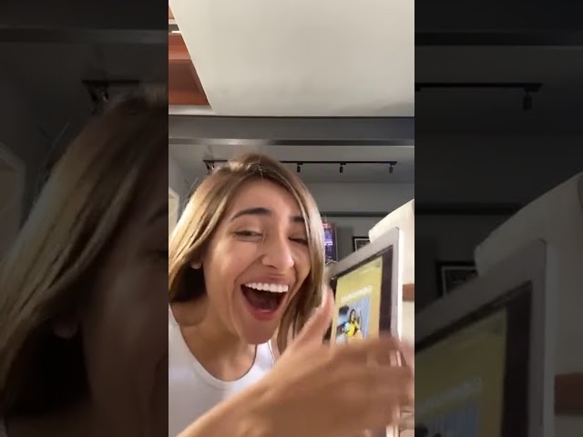 Daniela Russo (@danirussotv) archived Instagram live stream from April 28, 2020
