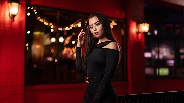 Modeling Lamps - 5 Reasons to Use Them for Portraits