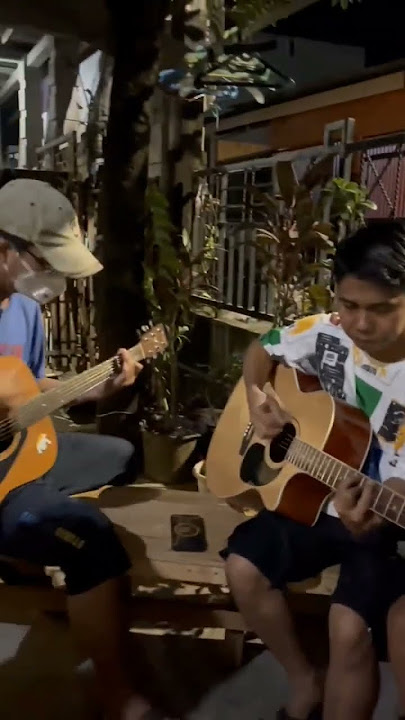 cover d'bagindas - empat mata