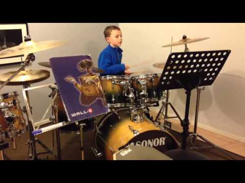 Harald drumming (1)