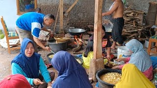 2000 Undangan Pernikahan Suasana Sibuk Dapur Hajatan Di Kampung Rancapanjang