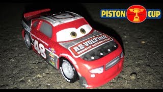 Mattel Pixar Cars 3 T.g. Castlenut Die-Cast