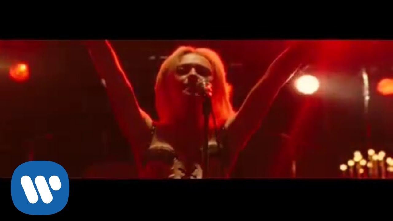 Dakota Fanning  Kristen Stewart   Cherry Bomb Official Video