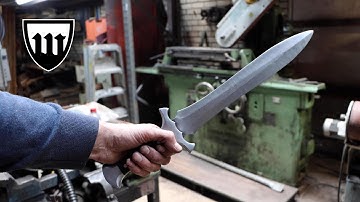 Forging a pattern welded dagger, the complete movie.