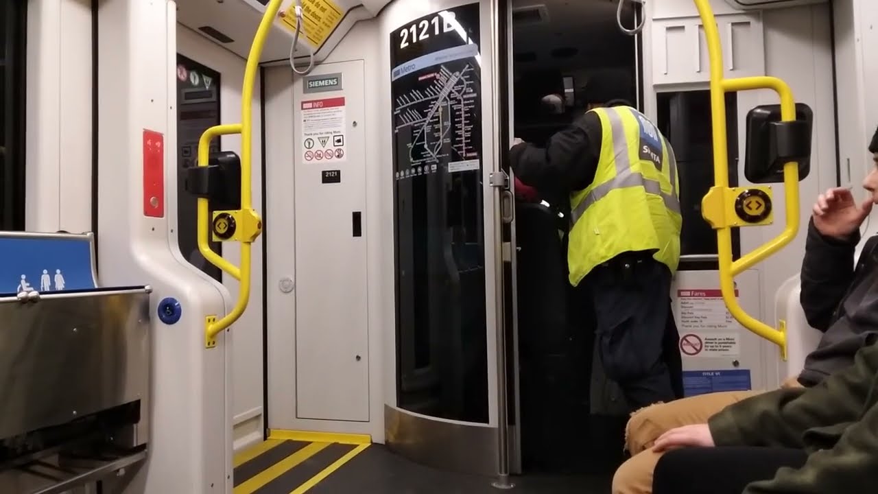 SF Muni 2023 Siemens S200 LRV4 #2121 on Route N Judah - YouTube