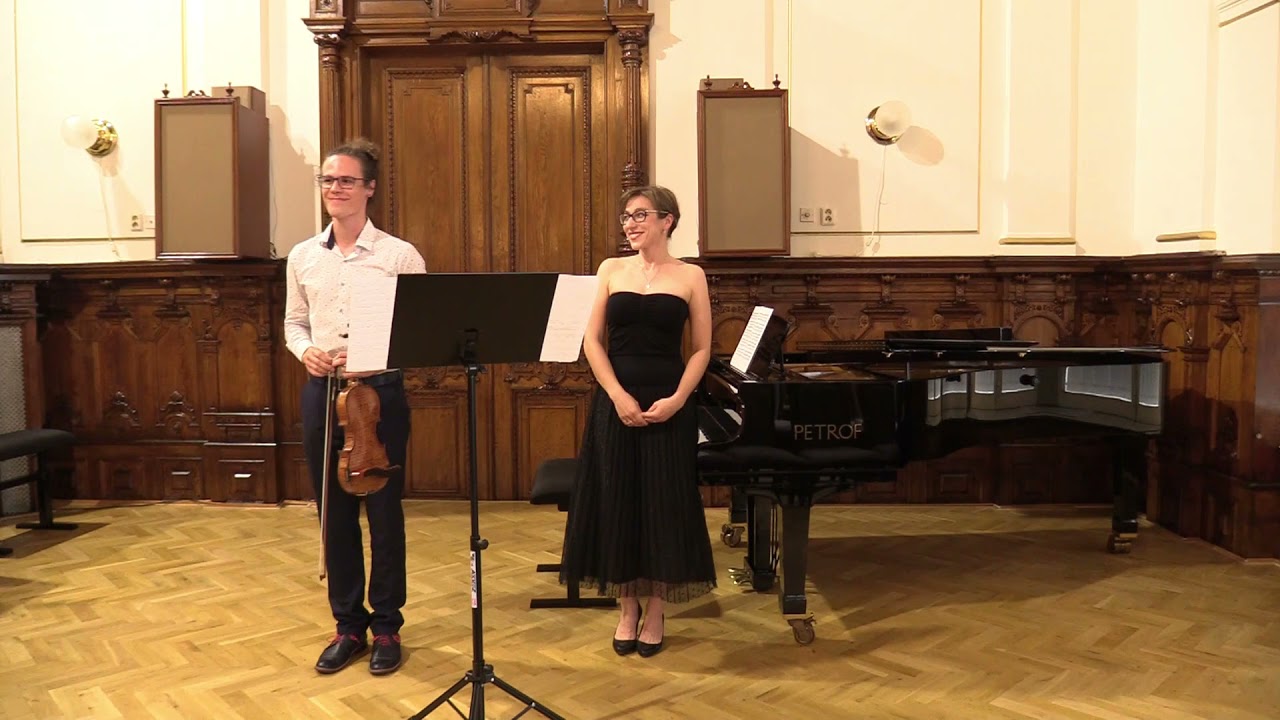 Koncert absolventů č.7 v sále školy 2021