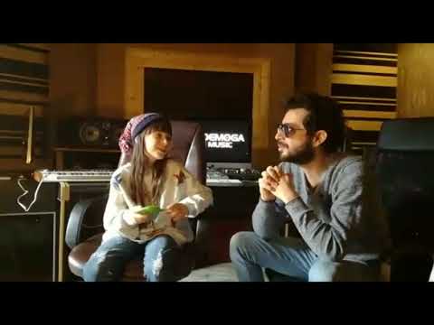 Maia feat.Marius: Ce spui Moga, iti compun o piesa !?