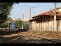 Locomotiva rumo escoteira, e um trem grande rumo com 121 vagões e 2.600 mts. de comprimento!