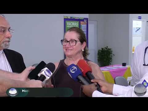 Em sua visita pastoral a paróquia N S  Auxiliadora, o Bispo Don Paulo Renato visitou também toda a e