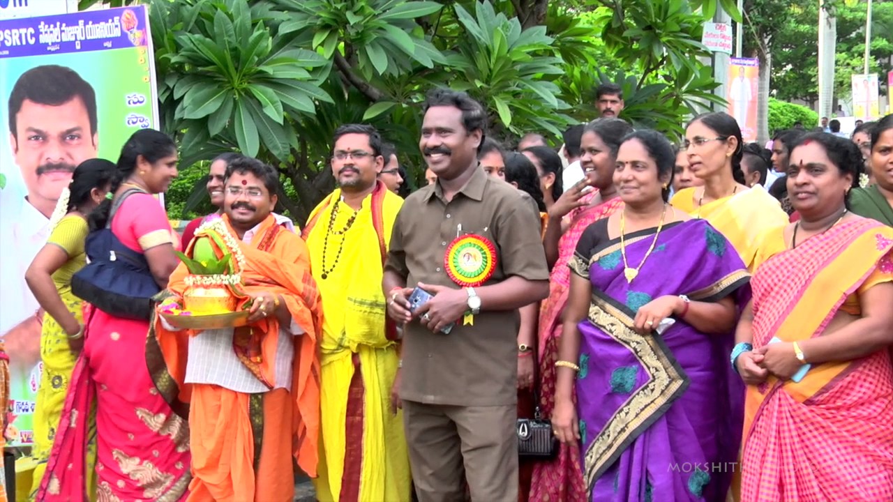 APSRTC National Mazdoor Union Felicitates Our Hon'ble Minister Sri Kinjarapu Atchannaidu Garu