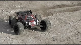 Unboxing and in the Dirt: 2018 ARRMA KRATON 6S BLX Rips it up