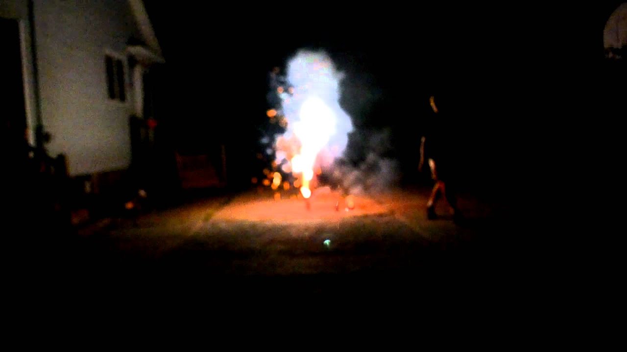 A few simple fireworks - YouTube