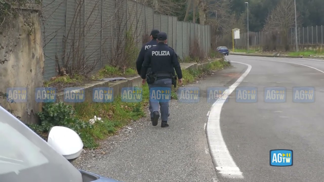 Roma, auto in fuga provoca un incidente: distrutta una famiglia