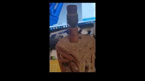 Creality Scan Lizard and a Vintage Lamp Base From the Philippines