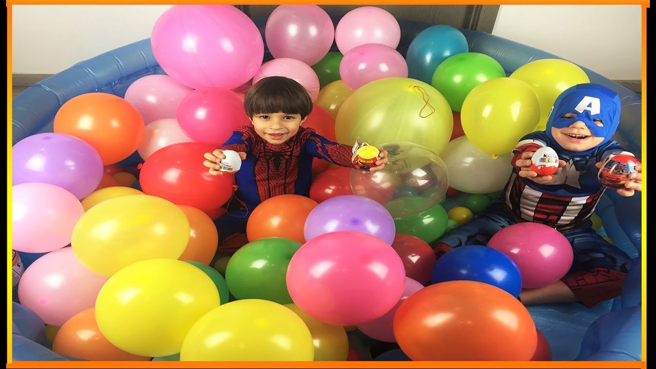 CHALLENGE - Qui trouvera le plus d'oeufs kinder Surprise dans la piscine rempli de ballons !
