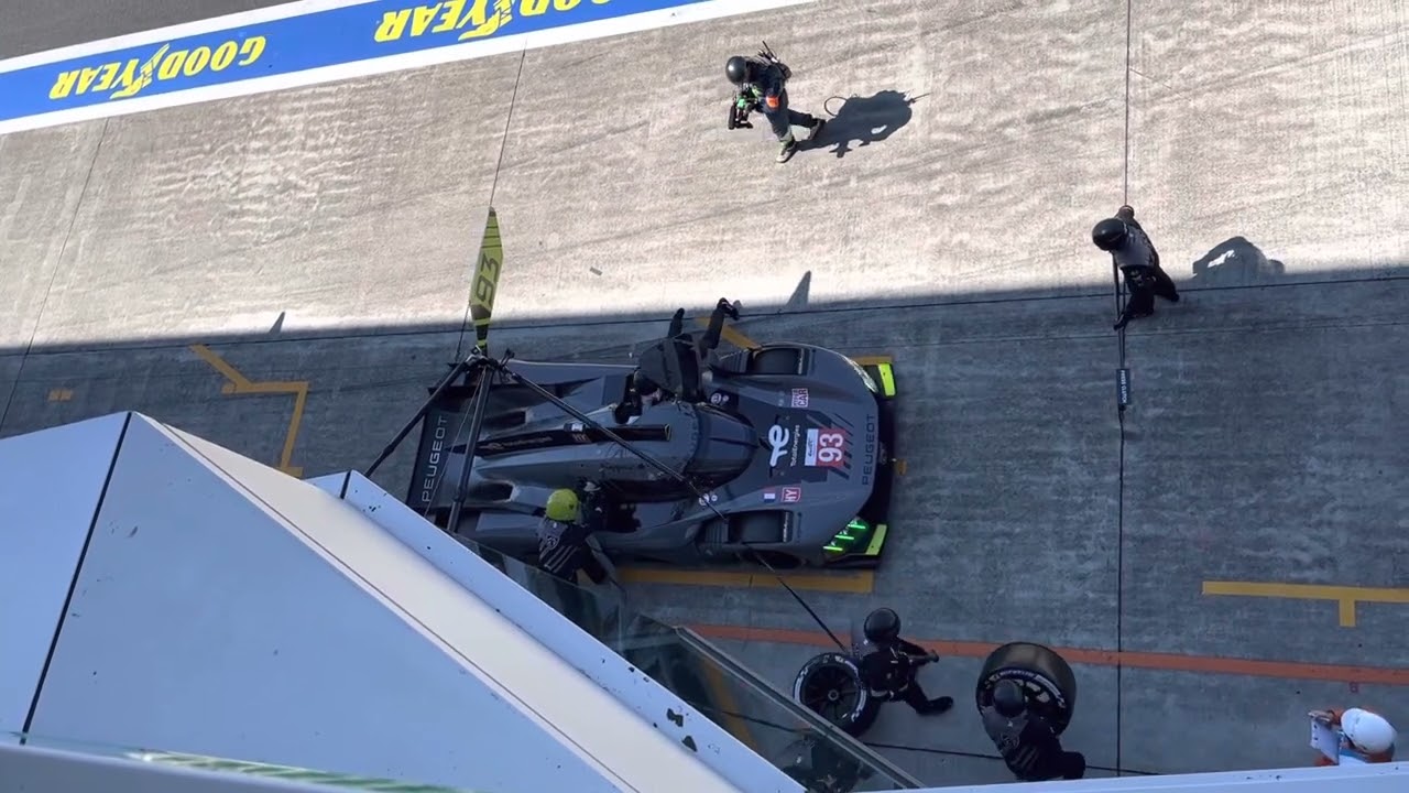 WEC FUJI 2022.9.11. PEUGEOT car number 93 Driver Change Pit Stop