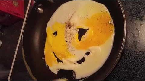 "EYEBROWS" STOP TELEGRAM STOP featuring EGGHEAD from SEFSA