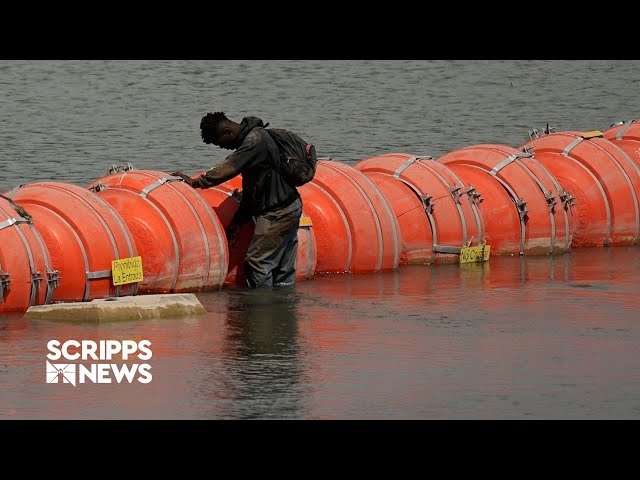 Court orders Texas to remove floating buoy barriers 