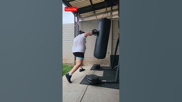 Practising footwork 🥊 #boxing #boxeo #youtube #shorts #2k #boxingexercise