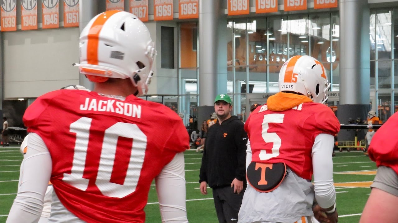 TENNESSEE FOOTBALL Spring Practice No. 5 – Video Highlights – Tayven Jackson, Hendon Hooker