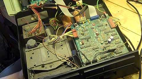 CBM 8050 Disk Drive repair Pt1