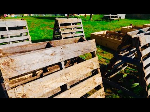diy---upgraded-pallet-trellis-|-planter-boxes