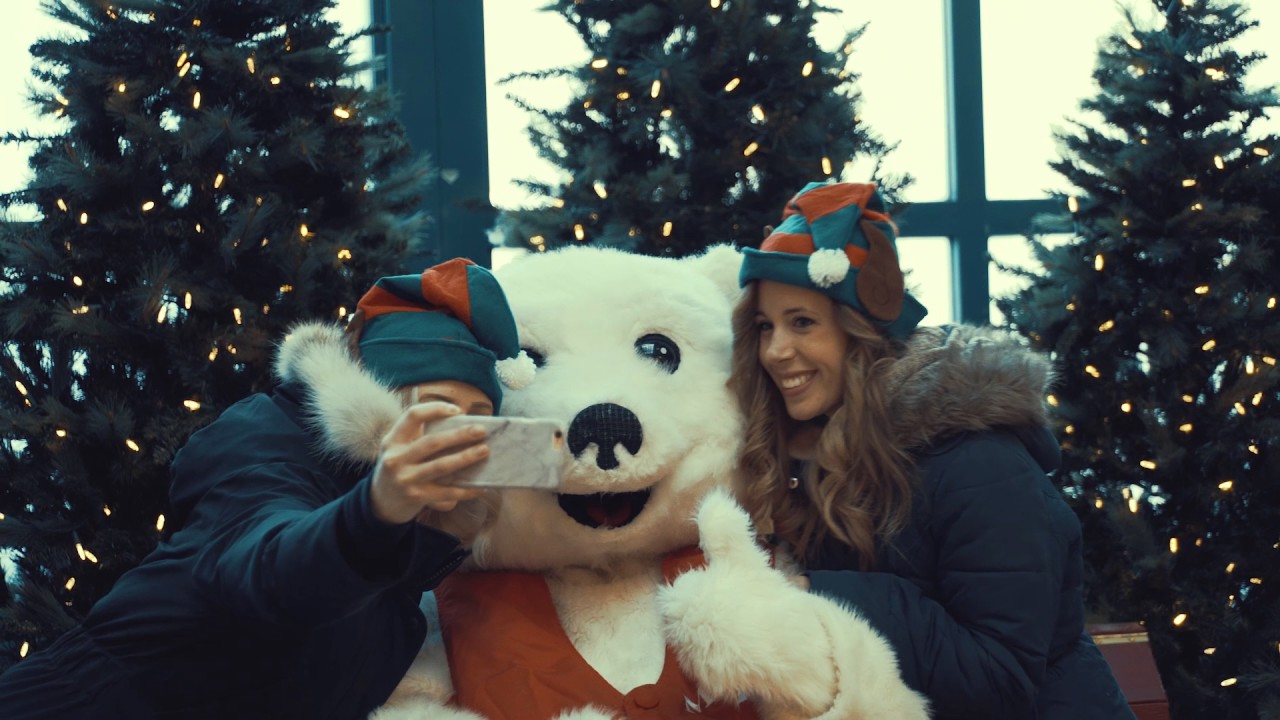 Happy Holidays from Travel Manitoba!