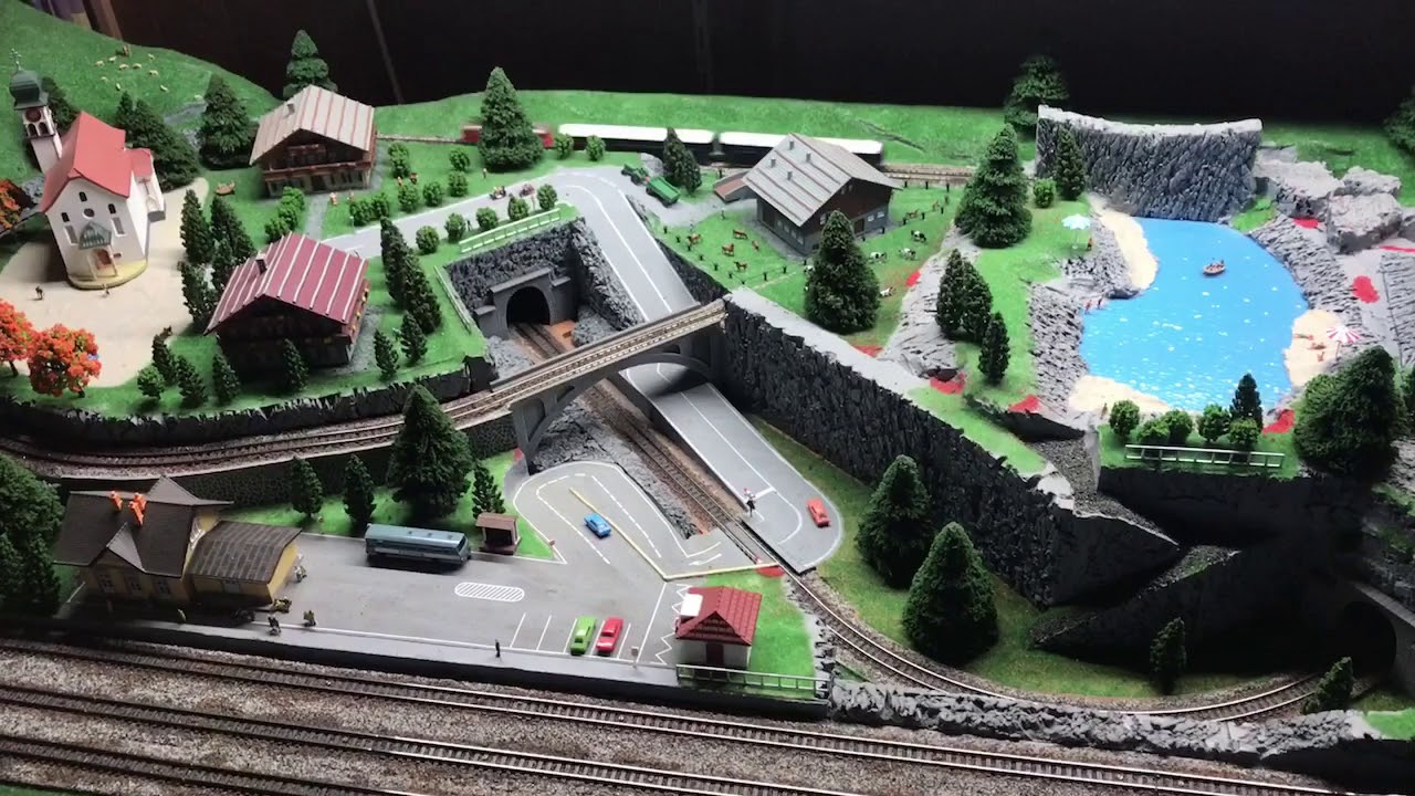 Deagostini Miniatur Modellbahn Fertig - YouTube