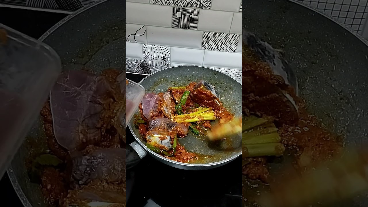 Ikan Masak Kering Kayu, cocok untuk nasi kuning #ikan #ternate #resepmasakan #resepmudah #resepikan