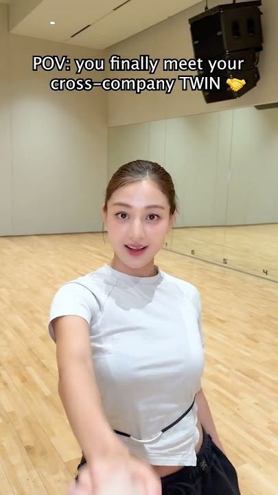 POV: You finally meet your cross-company TWIN🤝 #TWICE #THISISFOR#JIHYO #LE_SSERAFIM #HUHYUNJIN