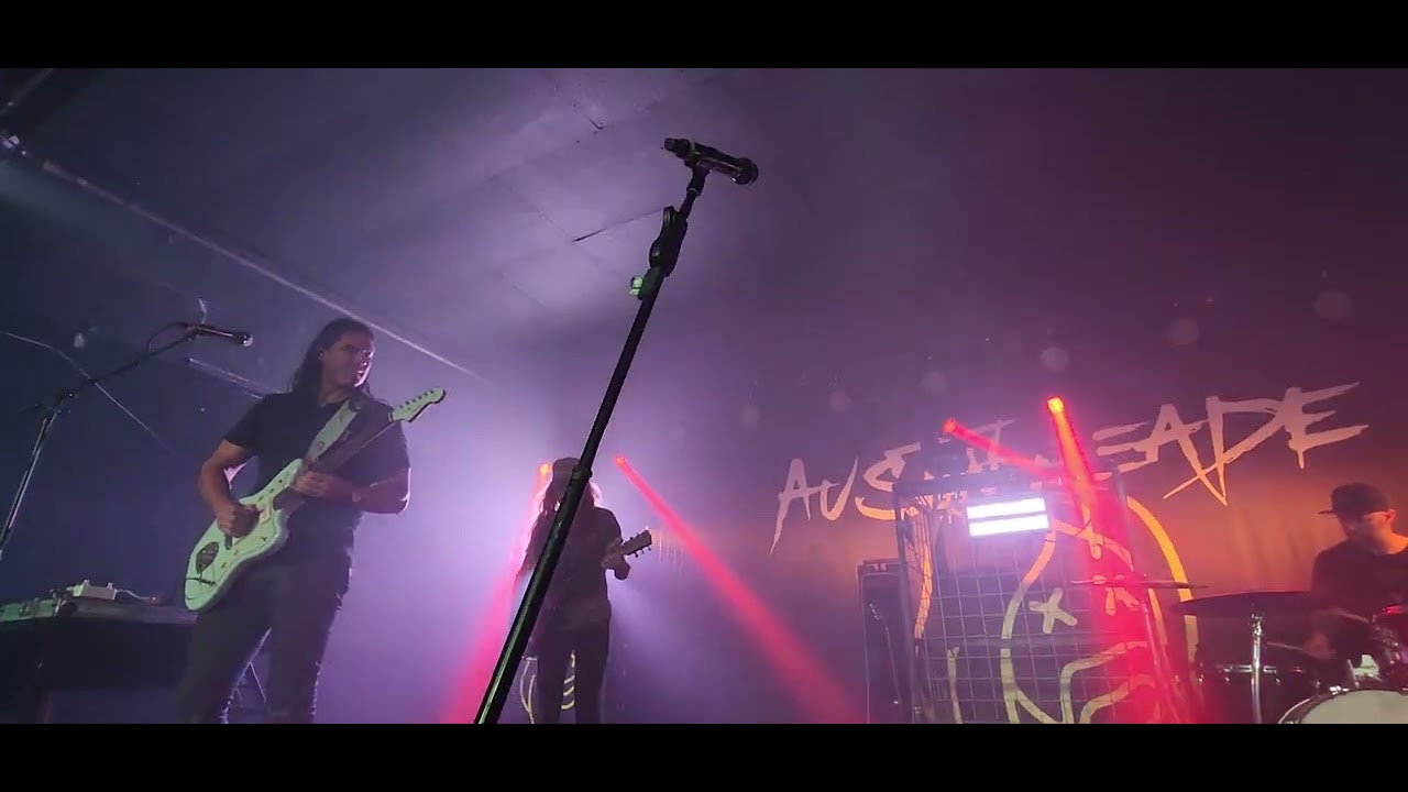 Red Roof Estates performed live by Austin Meade at The Rave, 6/22/24