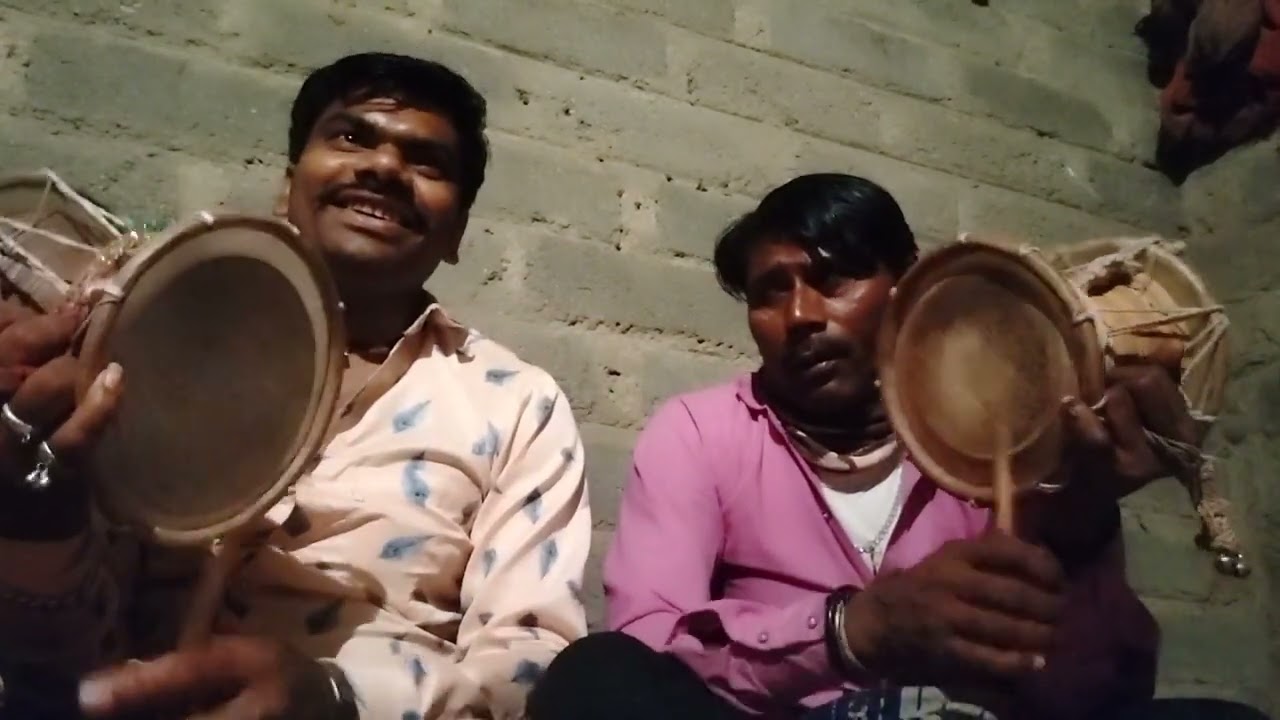 સધી માતાની પેછડાલ માં જોરદાર દેશી રેગડી મિદા પાવળીયા રાજુ ભુવાજી પેછડાલ.મો.7096282892