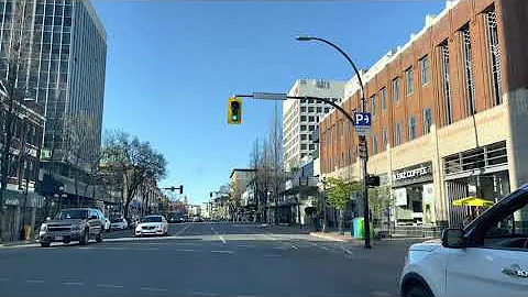 Driving Through Douglas Street (Victoria, British ...
