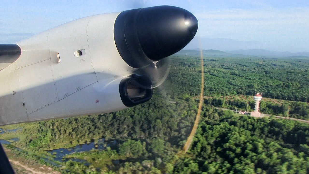 Nok Air Q400 Takeoff Chumphon = Thailand 20 Years Ago. Wave!