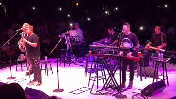 Rascal Flatts "god bless the broken road" Long Island 2017