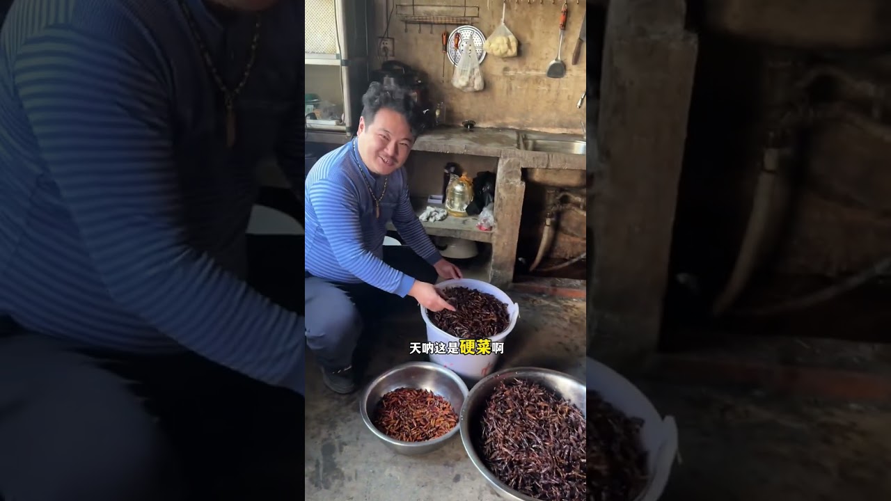 云南老婆带我回大山里吃席 今天花100元 带大家看看哈尼族的婚礼都有些什么菜系#云南婚宴 #哈尼族 #人间奇趣记录仪 #我的乡村生活