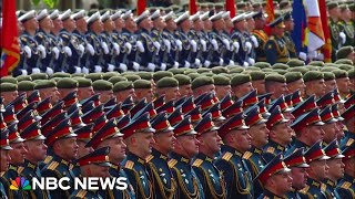 President Putin warns the West that Russian forces are combat ready at Victory Day parade Resimi