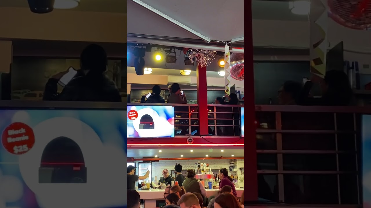 Ellen’s stardust diner