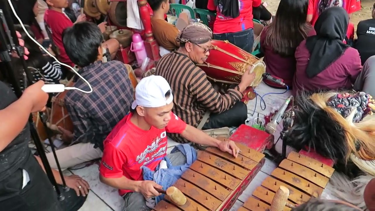 HUT, SANTUNAN, DOOR PRIZE & JATHILAN SINAR SISWO MAGELANG (15)