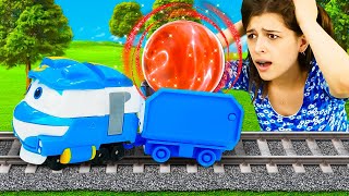 Видео для детей про игрушки из мультфильма Роботы Поезда – Паровозик Кей и Тойклаб ищут энергошар!