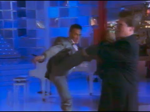 JCVD Frappe Benjamin Castaldi A Coup De Pieds 