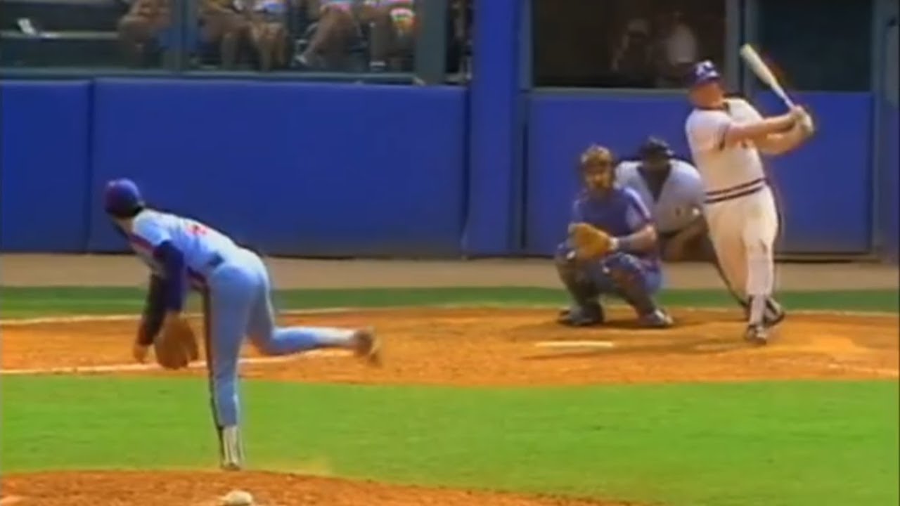 Bob Horner hits 4 HR's against the Expos 