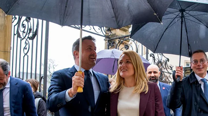 Xavier Bettel warmly welcomed President Roberta Me...