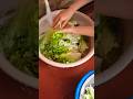 new! 이런 식으로 채소를 씻으면 기생충을 먹게 될 거예요 #food #farming