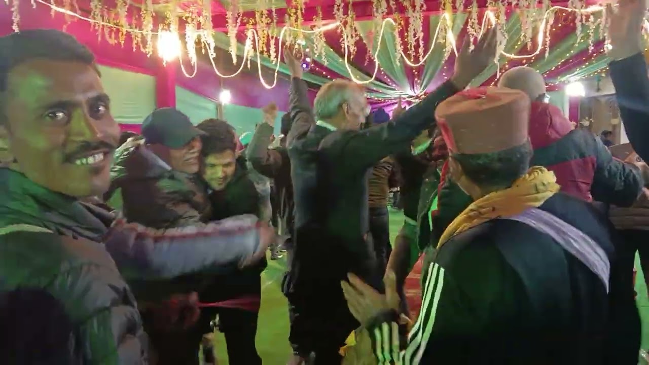 Jaunpur jaunsari Govind Dayal band Mussoorie mein Sundar Si prastuti गढ़वाली गीतों के साथ