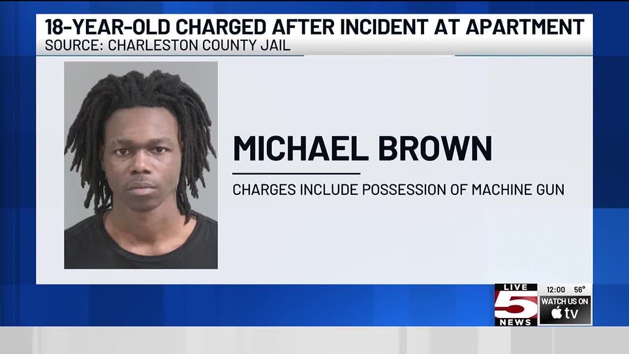 VIDEO: Police chase ends in arrest of North Charleston man - YouTube