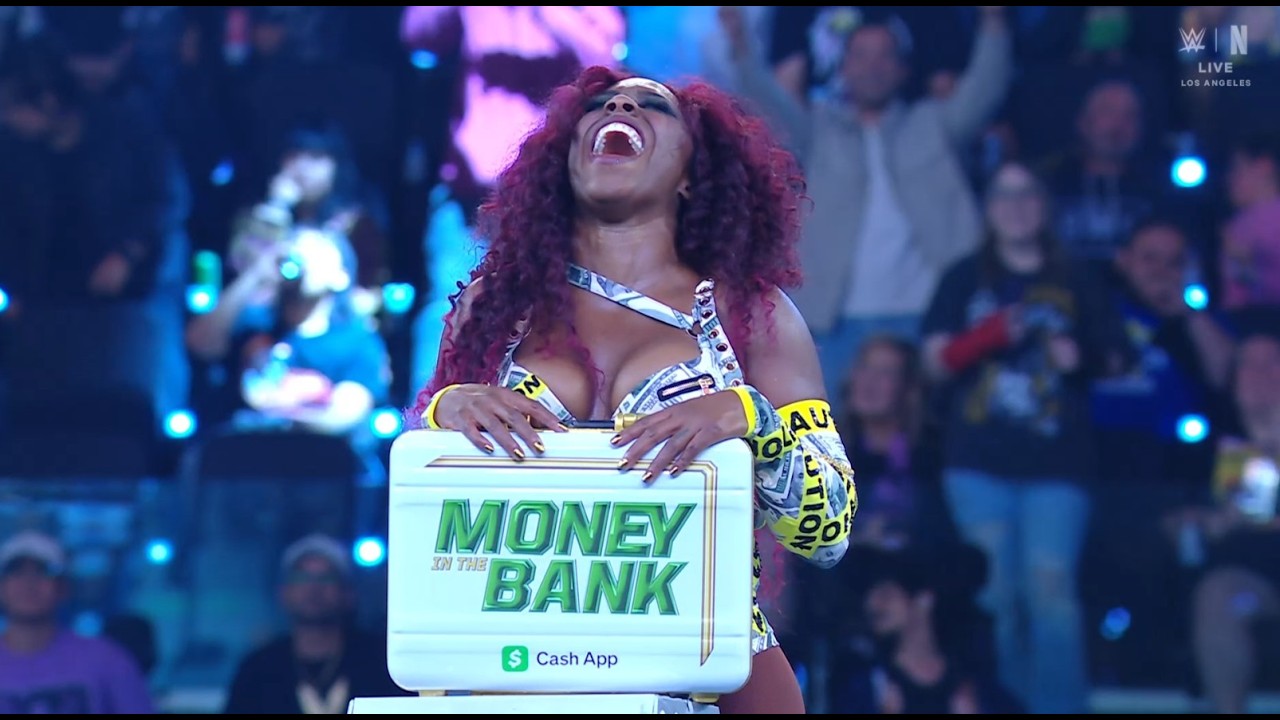 Naomi WINS the Money in the Bank!! -  WWE Money in the Bank 2025
