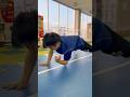 私は体幹トレーニングで息子はカメラマンをしてる #shorts #workoutchallenge