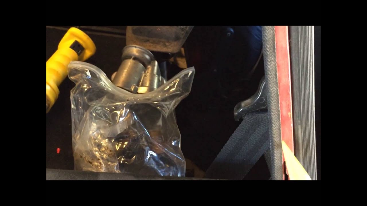 Porsche 911 Rear Side Window Trim Removal