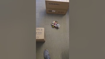 Wall Following and Obstacle Avoidance Robot #arduino #robot #programming